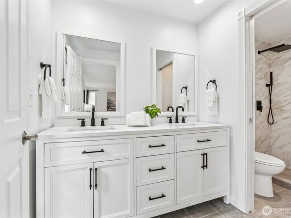 330 221st Street SE, Bothell WA 98021