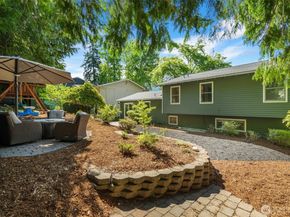 8010 NE 115th Way, Kirkland WA 98034