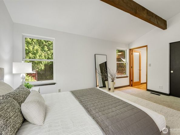 8010 NE 115th Way, Kirkland WA 98034
