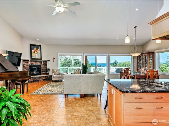 38809 Cora Avenue NE, Hansville WA 98340