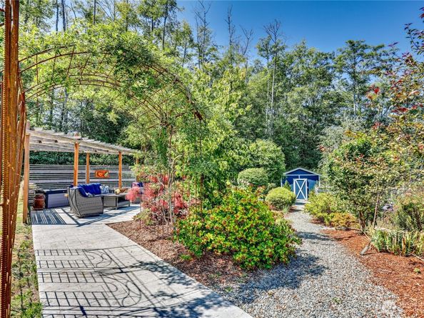 38809 Cora Avenue NE, Hansville WA 98340