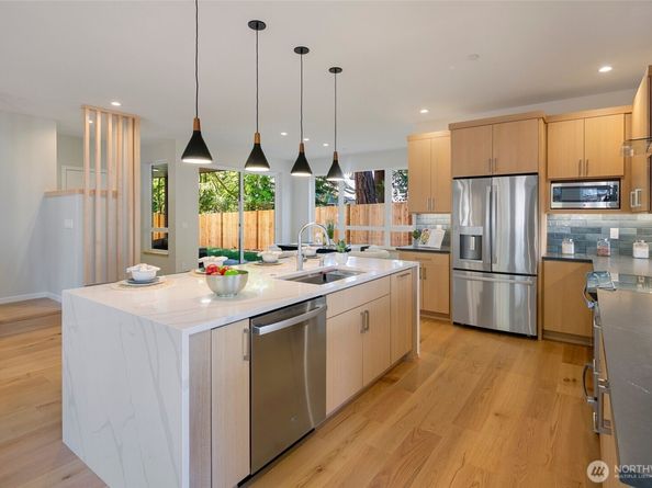 16344 Linden Avenue N, Shoreline WA 98133