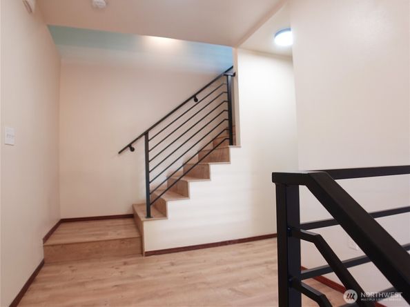 5451 SW 32nd Avenue, Seattle WA 98126