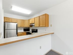 11424 1st Avenue S 204, Seattle WA 98168