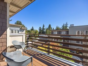 400 Winslow Way E 360, Bainbridge Island WA 98110