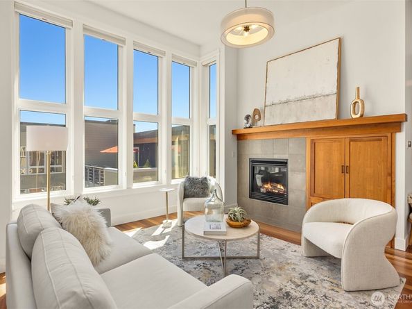 400 Winslow Way E 360, Bainbridge Island WA 98110