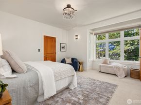 400 Winslow Way E 360, Bainbridge Island WA 98110