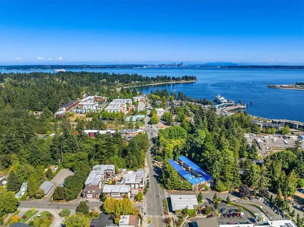 400 Winslow Way E 360, Bainbridge Island WA 98110