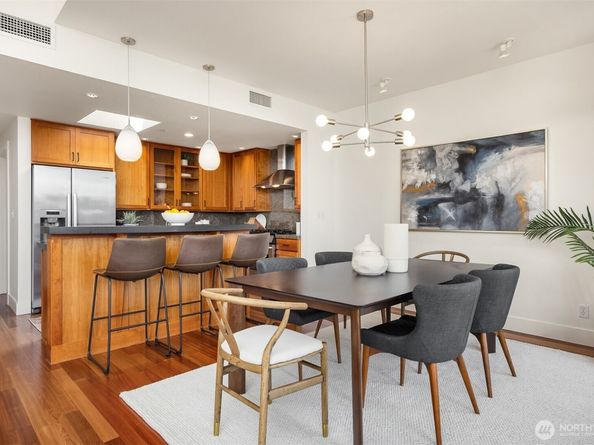 400 Winslow Way E 360, Bainbridge Island WA 98110
