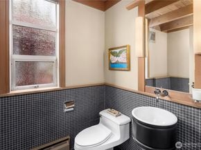 2466 Westlake Avenue N 5, Seattle WA 98109