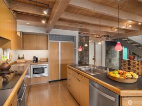 2466 Westlake Avenue N 5, Seattle WA 98109
