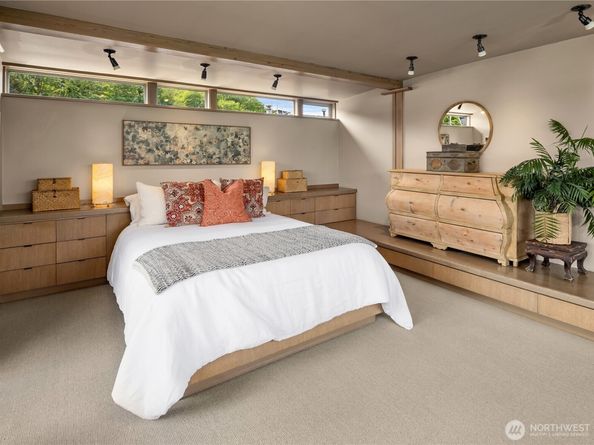 2466 Westlake Avenue N 5, Seattle WA 98109