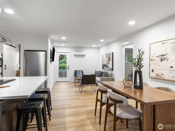 11550 22nd Avenue NE, Seattle WA 98125