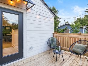 11550 22nd Avenue NE, Seattle WA 98125