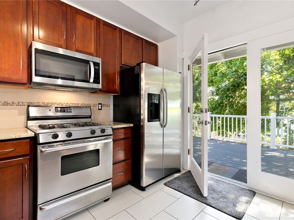 6540 19th Avenue NE, Seattle WA 98115