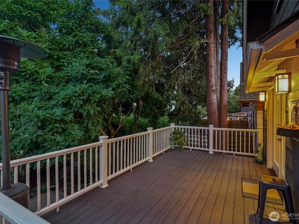 6540 19th Avenue NE, Seattle WA 98115