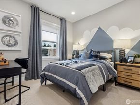 18814 99th Court NE B, Bothell WA 98011