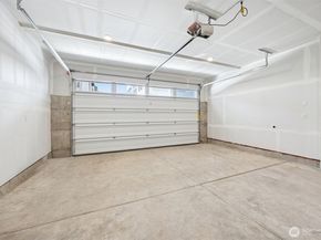 18814 99th Court NE B, Bothell WA 98011