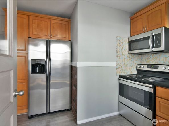 328 NE 52nd Street, Seattle WA 98105