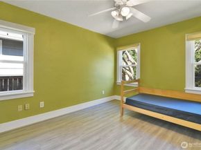 328 NE 52nd Street, Seattle WA 98105