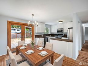 1423 212th Place SW, Lynnwood WA 98036