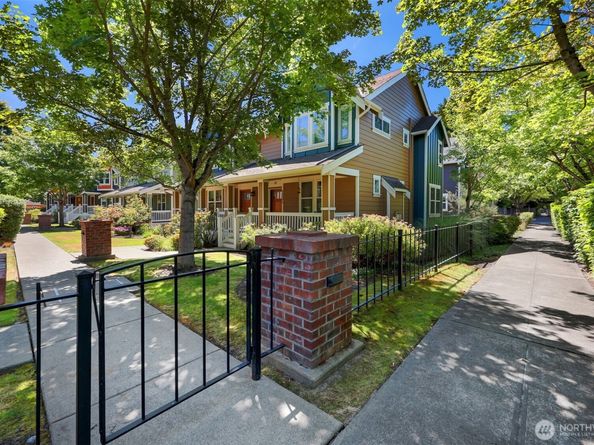 5807 B 55th Avenue NE, Seattle WA 98105