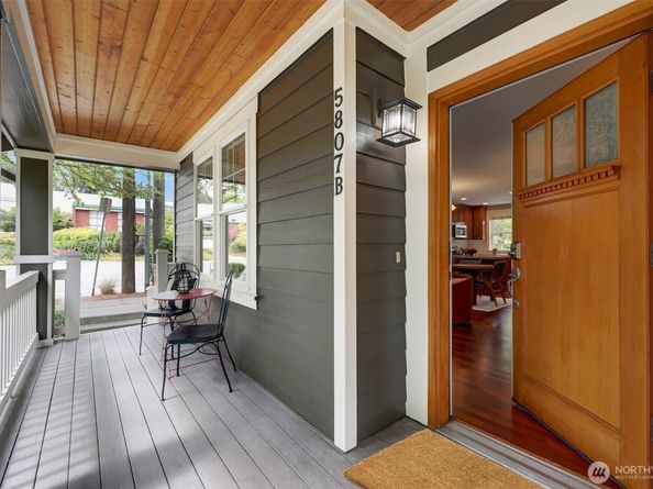 5807 B 55th Avenue NE, Seattle WA 98105