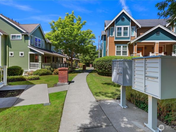 5807 B 55th Avenue NE, Seattle WA 98105