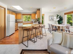 432 3rd Avenue S B206, Edmonds WA 98020