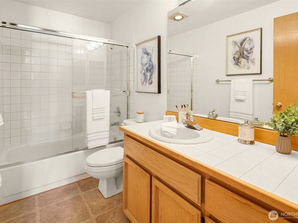 432 3rd Avenue S B206, Edmonds WA 98020