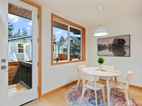 2844 B 22nd Avenue W, Seattle WA 98199