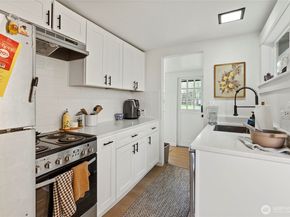 1012 1st Street, Kirkland WA 98033