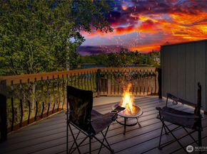 5732 Halls Lake Way, Lynnwood WA 98036