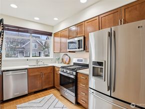 2367 NE Park Drive, Issaquah WA 98029