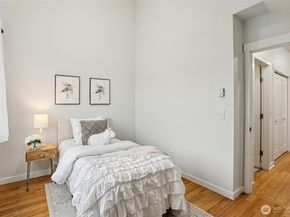 2367 NE Park Drive, Issaquah WA 98029