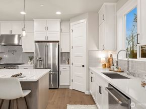 7879 S 132 Street, Seattle WA 98178