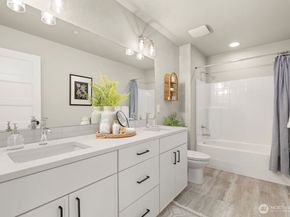 7879 S 132 Street, Seattle WA 98178