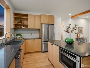 1810 E Mercer Street, Seattle WA 98112