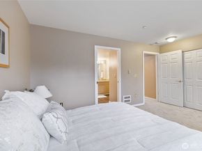 4423 Providence Point Place SE 2628, Issaquah WA 98029