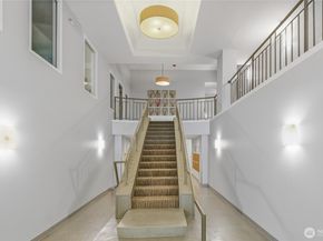 3028 Western Ave 110, Seattle WA 98121