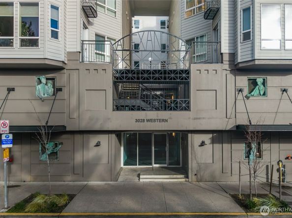 3028 Western Ave 110, Seattle WA 98121