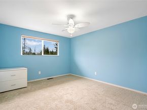 22819 126th Place SE, Kent WA 98031