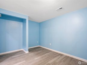 22819 126th Place SE, Kent WA 98031