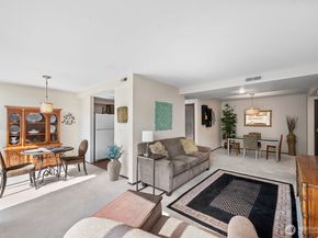 11300 1st Avenue NE 224, Seattle WA 98125