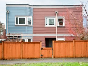 107 16th Avenue 107, Seattle WA 98122