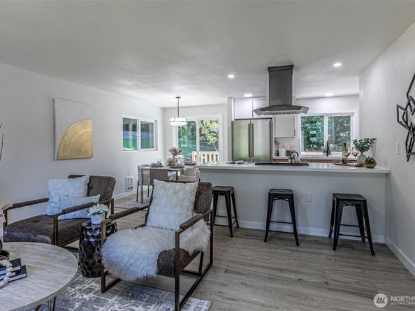 14224 180th Avenue SE, Renton WA 98059