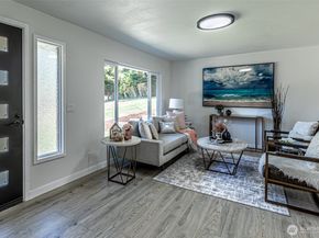 14224 180th Avenue SE, Renton WA 98059