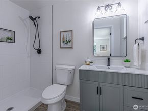 14224 180th Avenue SE, Renton WA 98059