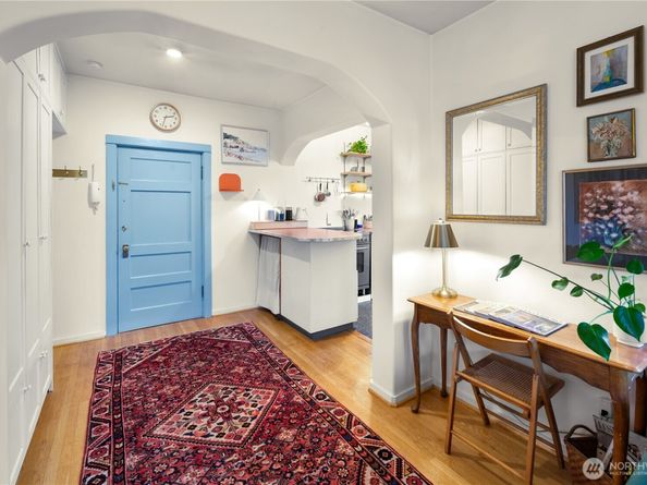 1732 15th Avenue 27, Seattle WA 98122