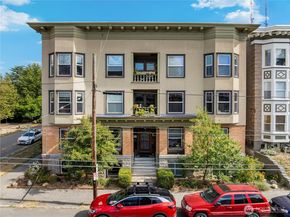 1732 15th Avenue 27, Seattle WA 98122